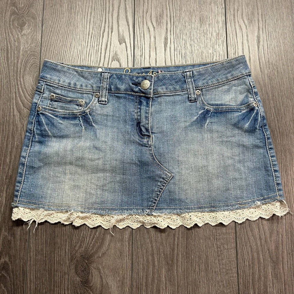 Bongo Vintage Y2K Denim Mini Skirt 31 Light Wash Eyelet Lace Trim Low Rise Women